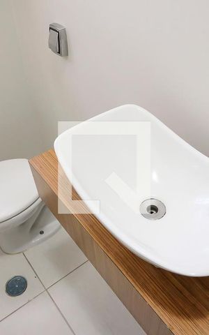 Casa à venda com 151m², 3 quartos e 2 vagasLavabo