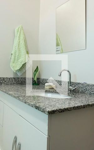 Casa à venda com 151m², 3 quartos e 2 vagasBanheiro
