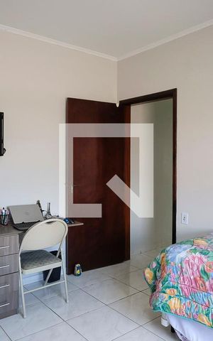 Casa à venda com 151m², 3 quartos e 2 vagasQuarto 2