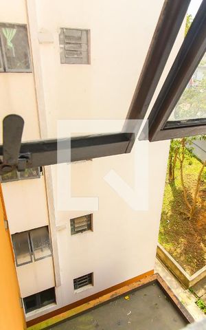 Apartamento à venda com 52m², 2 quartos e 1 vaga Apartamento à venda com 52m², 2 quartos e 1 vagaVista da Cozinha e Área de Serviço