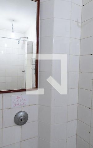 Apartamento à venda com 69m², 2 quartos e sem vagaBanheiro de serviço