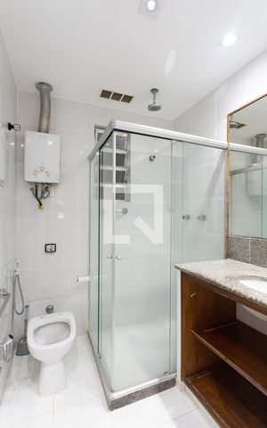 Apartamento à venda com 69m², 2 quartos e sem vagaBanheiro