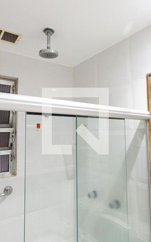 Apartamento à venda com 69m², 2 quartos e sem vagaBanheiro