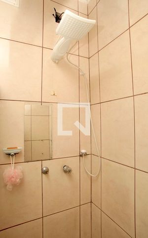 Casa à venda com 100m², 3 quartos e 4 vagasBanheiro