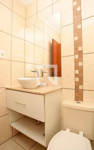 Casa à venda com 100m², 3 quartos e 4 vagasBanheiro