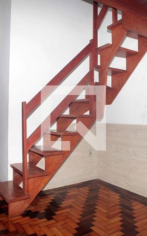 Casa à venda com 100m², 3 quartos e 4 vagasQuarto 3 com Mezanino
