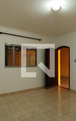 Casa para alugar com 195m², 3 quartos e 6 vagasSala
