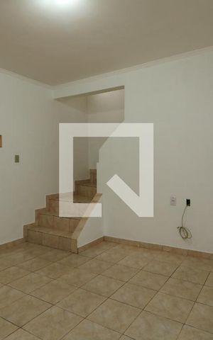 Casa para alugar com 195m², 3 quartos e 6 vagasSala