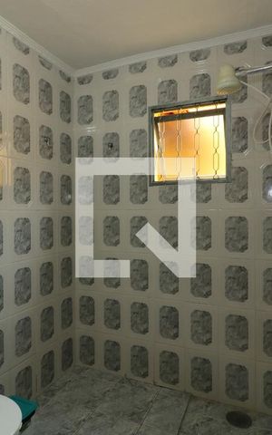 Casa para alugar com 195m², 3 quartos e 6 vagasBanheiro 2