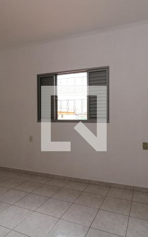 Casa para alugar com 195m², 3 quartos e 6 vagasQuarto 1