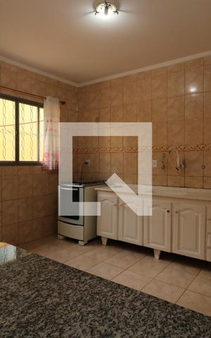 Casa para alugar com 195m², 3 quartos e 6 vagasCozinha