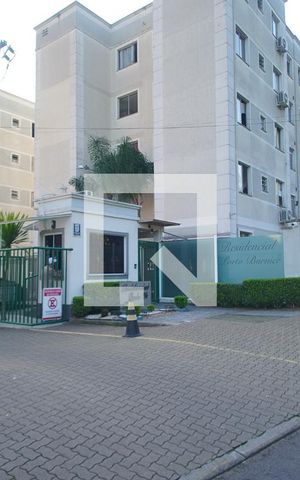 Apartamento à venda com 45m², 2 quartos e 1 vaga Apartamento à venda com 45m², 2 quartos e 1 vagaFachada do bloco