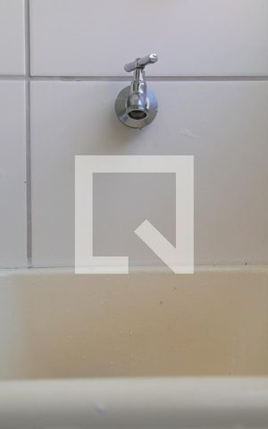 Apartamento à venda com 45m², 2 quartos e 1 vaga Apartamento à venda com 45m², 2 quartos e 1 vagaCozinha e Área de Serviço