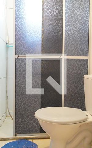 Apartamento à venda com 45m², 2 quartos e 1 vaga Apartamento à venda com 45m², 2 quartos e 1 vagaBanheiro