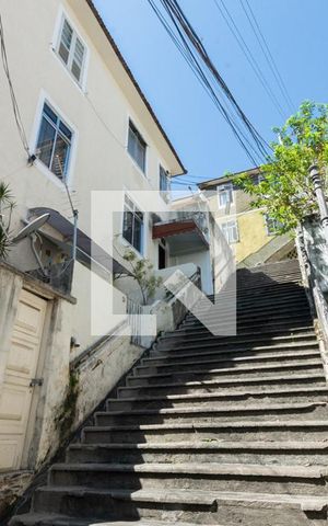 Casa à venda com 68m², 2 quartos e sem vagaVila