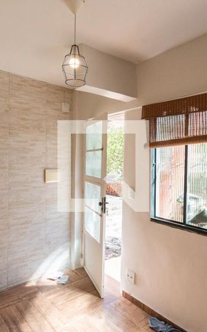 Casa à venda com 68m², 2 quartos e sem vagaSuíte (anexo)