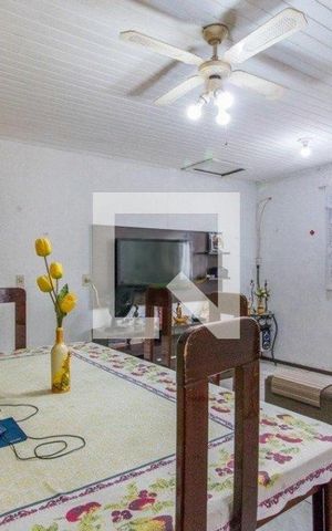 Casa à venda com 165m², 3 quartos e sem vaga