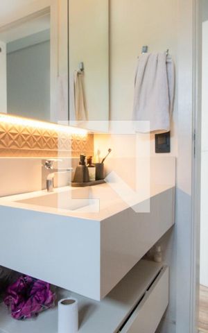 Casa à venda com 200m², 2 quartos e 2 vagasBanheiro