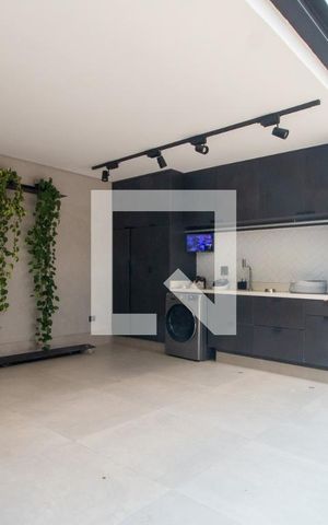 Casa à venda com 200m², 2 quartos e 2 vagasGaragem