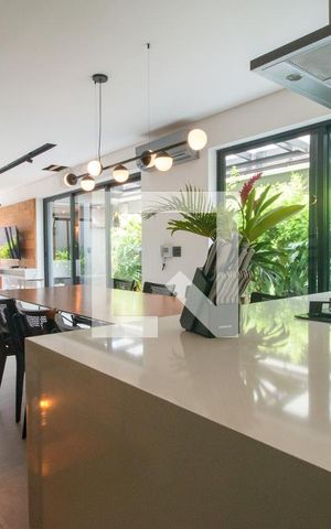 Casa à venda com 200m², 2 quartos e 2 vagasCozinha