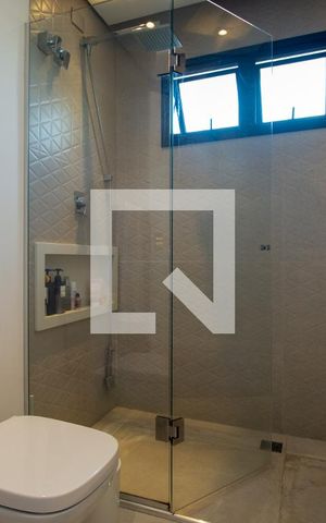 Casa à venda com 200m², 2 quartos e 2 vagasBanheiro da Suíte