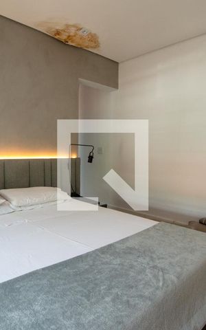 Casa à venda com 200m², 2 quartos e 2 vagasSuíte