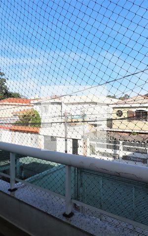 Casa à venda com 130m², 3 quartos e 2 vagasVaranda
