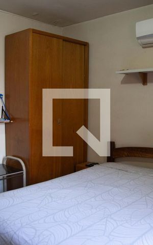 Casa à venda com 170m², 4 quartos e 2 vagas Casa à venda com 170m², 4 quartos e 2 vagasQuarto 4
