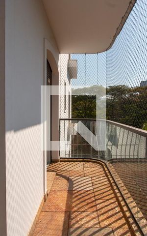 Apartamento à venda com 210m², 4 quartos e 4 vagasVaranda das Suítes 3 e 4