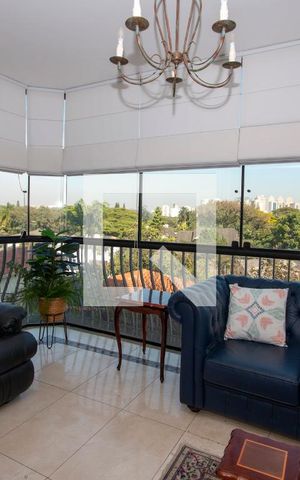 Apartamento à venda com 210m², 4 quartos e 4 vagasSala de Estar