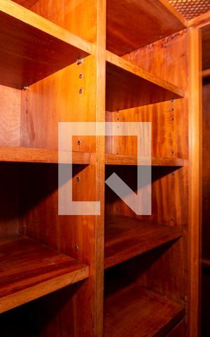 Apartamento à venda com 210m², 4 quartos e 4 vagasCloset da Suíte 1