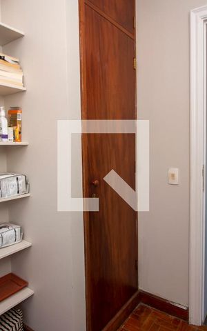 Apartamento à venda com 210m², 4 quartos e 4 vagasQuarto de Serviço 2
