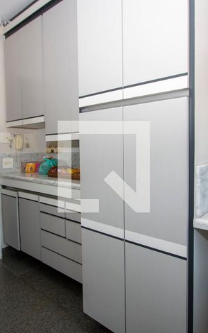 Apartamento à venda com 210m², 4 quartos e 4 vagasCozinha