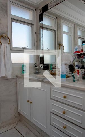Apartamento à venda com 210m², 4 quartos e 4 vagasBanheiro da Suíte 4