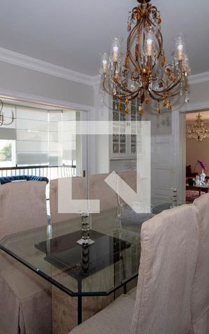 Apartamento à venda com 210m², 4 quartos e 4 vagasSala de Jantar