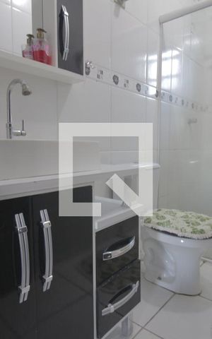 Casa à venda com 110m², 2 quartos e 3 vagasBanheiro