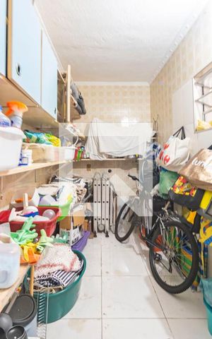 Casa à venda com 202m², 4 quartos e 2 vagas Casa à venda com 202m², 4 quartos e 2 vagasQuarto de Serviço