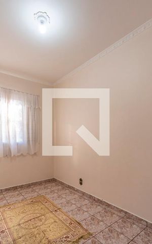 Casa à venda com 202m², 4 quartos e 2 vagas Casa à venda com 202m², 4 quartos e 2 vagasQuarto 2