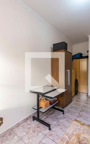 Casa à venda com 202m², 4 quartos e 2 vagas Casa à venda com 202m², 4 quartos e 2 vagasQuarto 3