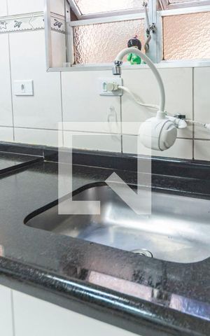 Casa à venda com 202m², 4 quartos e 2 vagas Casa à venda com 202m², 4 quartos e 2 vagasCozinha