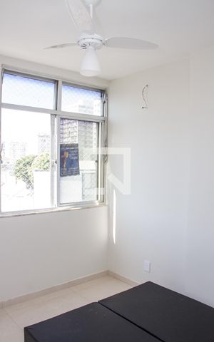 Apartamento à venda com 84m², 3 quartos e 1 vagaSuíte
