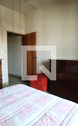 Casa à venda com 200m², 4 quartos e 2 vagasSuite 1
