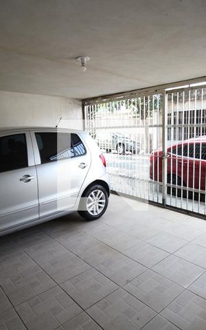 Casa à venda com 200m², 4 quartos e 2 vagasGaragem