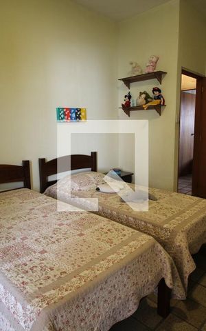 Casa à venda com 200m², 4 quartos e 2 vagasSuite 2