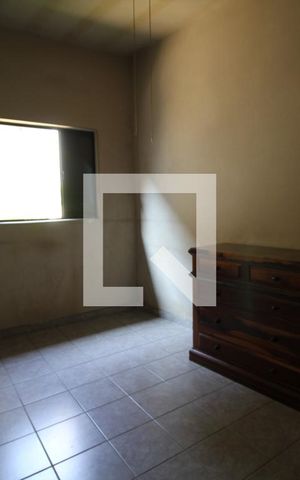 Casa à venda com 200m², 4 quartos e 2 vagasQuarto 4