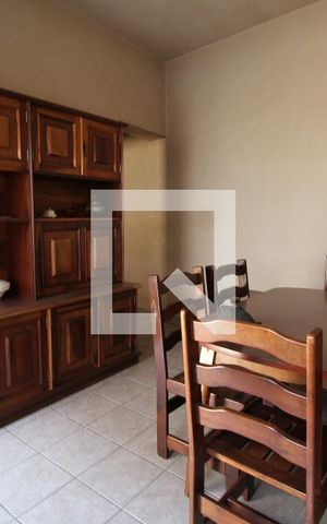 Casa à venda com 200m², 4 quartos e 2 vagasSala