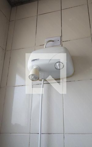 Casa à venda com 200m², 4 quartos e 2 vagasBanheiro da Suite 1