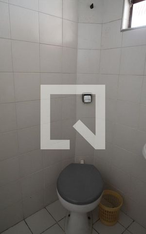 Casa à venda com 200m², 4 quartos e 2 vagasLavabo
