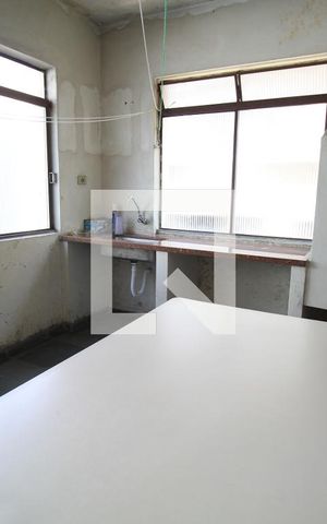 Casa à venda com 200m², 4 quartos e 2 vagasÁrea comum - Churrasqueira