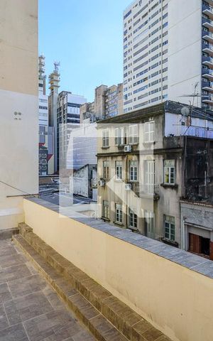 Apartamento à venda com 144m², 1 quarto e sem vaga Apartamento à venda com 144m², 1 quarto e sem vagaVaranda